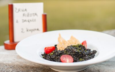 Odprte prijave na Okuse z gradu na kvadrat